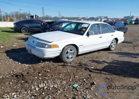1992 Ford Crown Victoria from USA, damaged, VIN 2FACP73W1NX154152